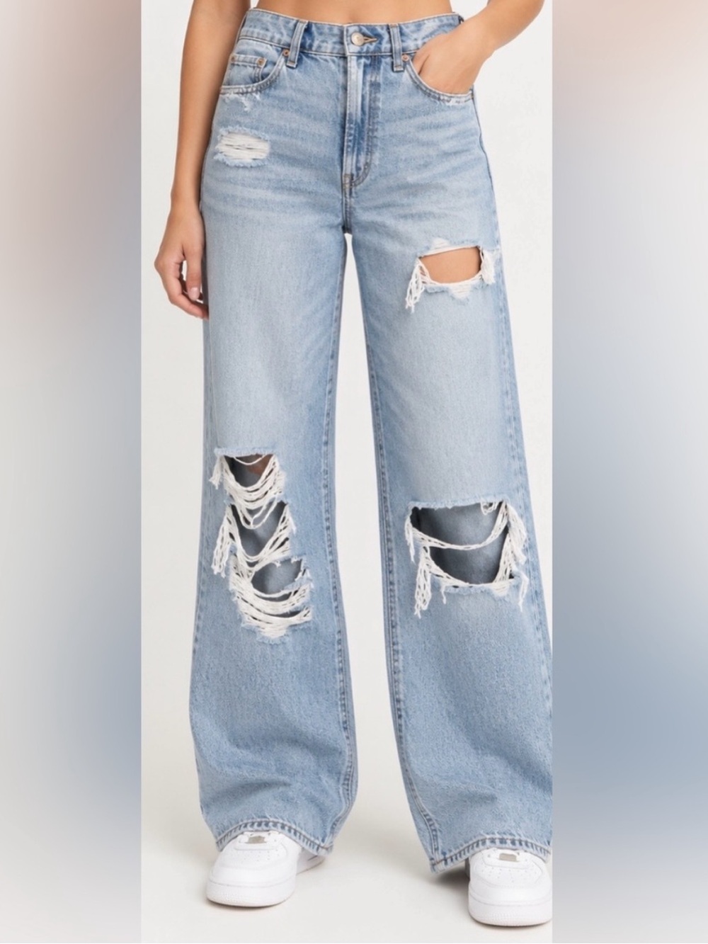 American Eagle Super High Rise Baggy Wide Leg Distressed Jeans 2 Regular